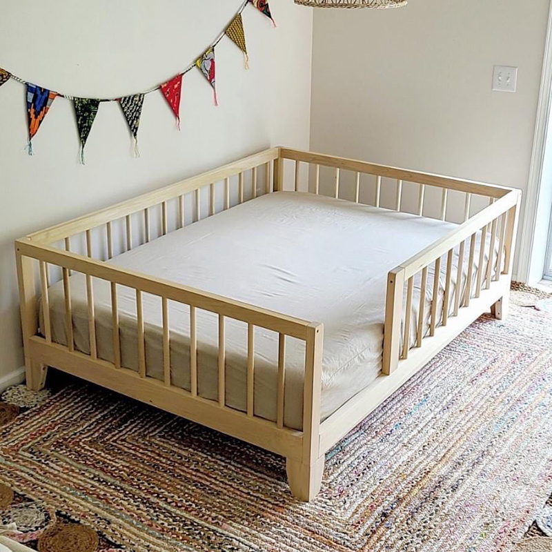 Mẫu 12: Giường ngủ gỗ pallet thiết kế cho bé an toàn, chắc chắn