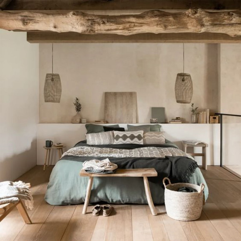 Chất liệu gỗ được sử dụng khéo léo mang theo sự bình dị, mộc mạc cho phòng ngủ 