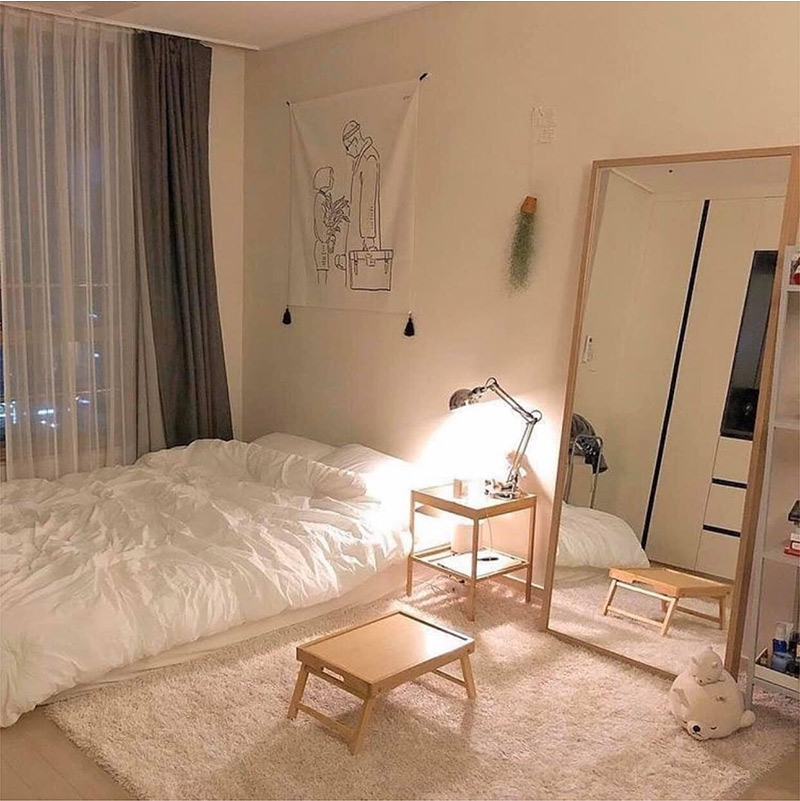 Trang trí phòng ngủ Hàn Quốc với chiếc gương lớn làm điểm nhấn 