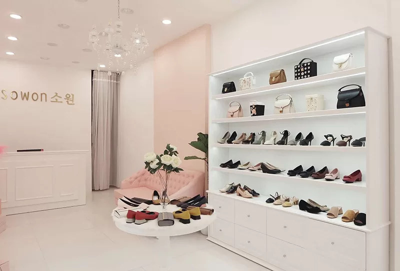 thiết kế shop giày