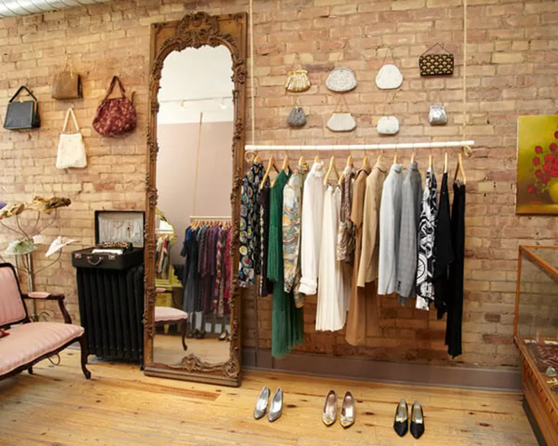 Thiết kế shop quần áo nhỏ 10m2 phong cách vintage