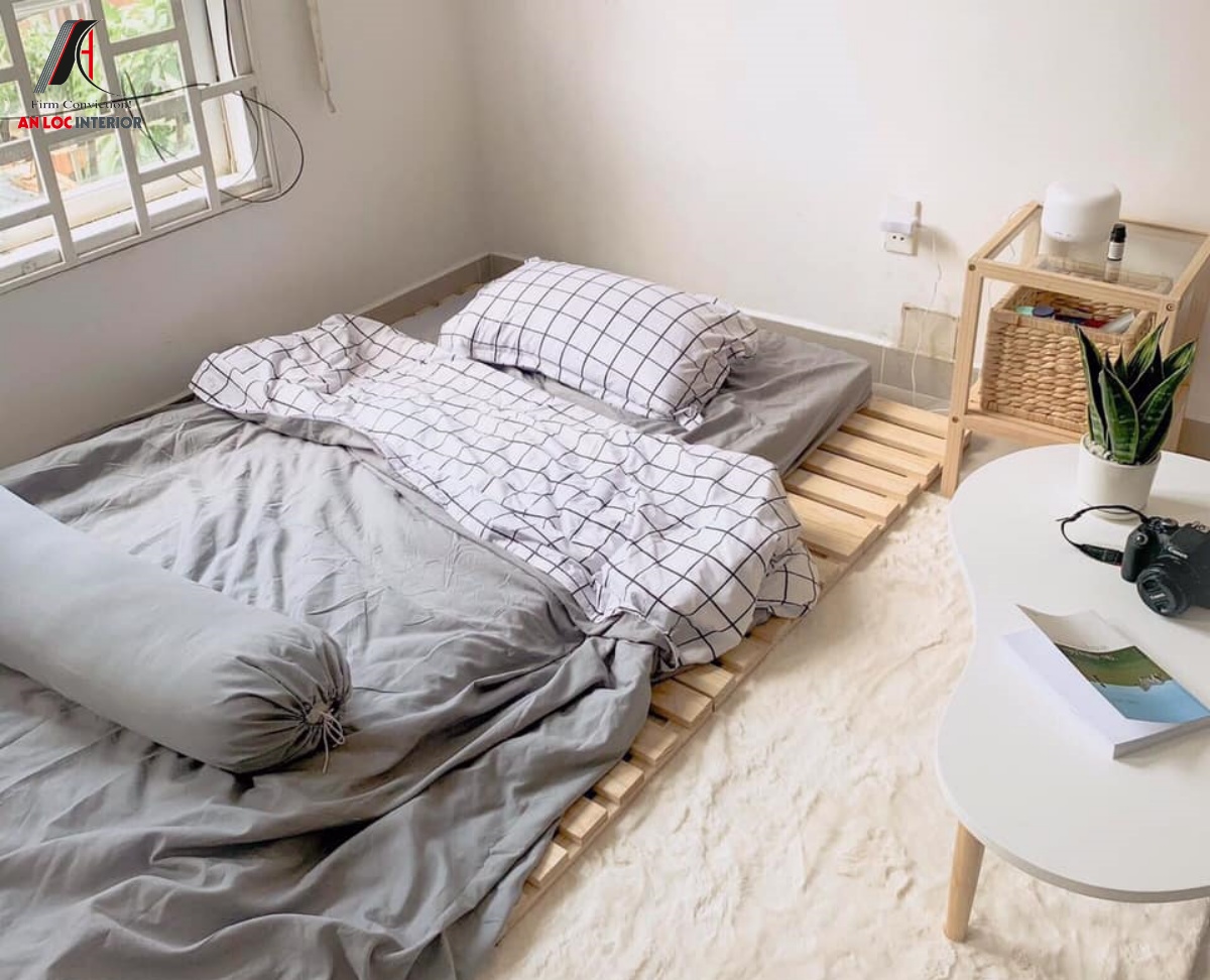 Trang trí phòng ngủ nhỏ cho nữ không giường với gỗ Pallet